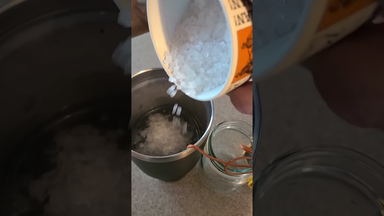 Bait preservation , ice water salt experiment that will shock you. #catfishing # bait #quickfreeze