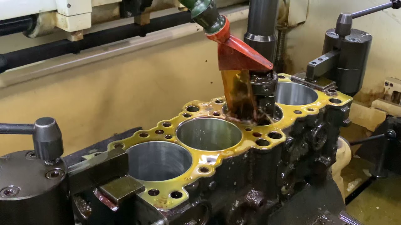 How to honing the Cylinder block #short #berco  #engine #cylinderblock   #short-video #honing