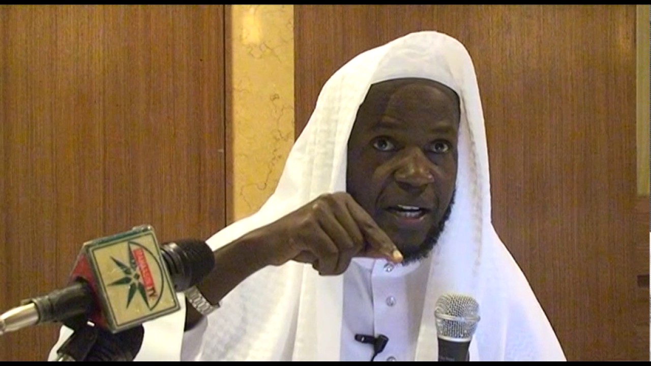 HAMZA ISSA NO 2 MIHOJA MIZITO ILIYOMUANGAMIZA NABII FEKI