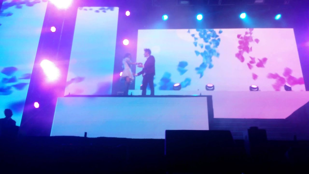 Violetta Live Paraguay Abrazame y veras 1fila