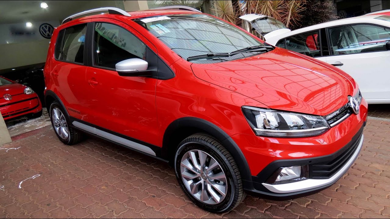 Volkswagen CrossFox 2015 - detalhes internos e externos - www.car.blog.br