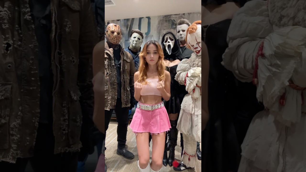 I am so scared 😳 my scarry friens did this trend with me 😱 @Twistedpennywise | Andra Gogan