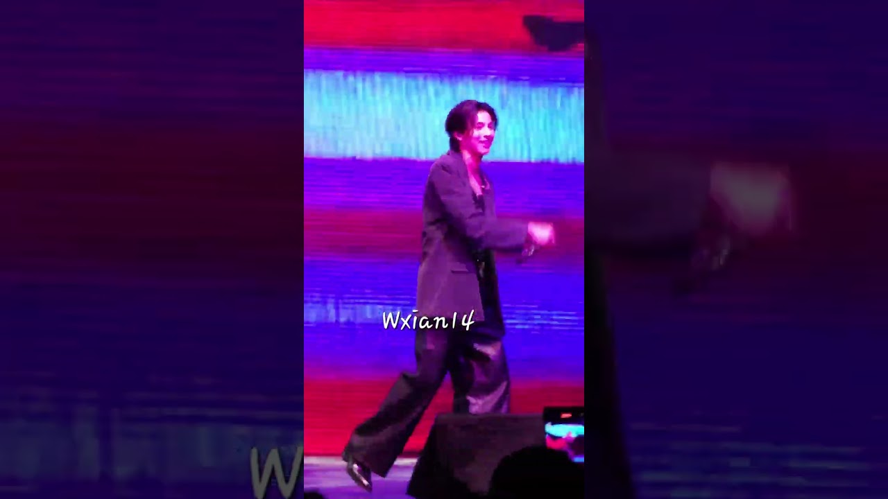 opening GULF FM IN SINGAPORE​ #Gulf_1stFanMeetinginSG #gulfkanawut