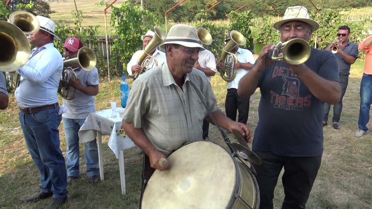 Fanfara de la Valea Mare - Colaj de sarbe Stanisesti 2018