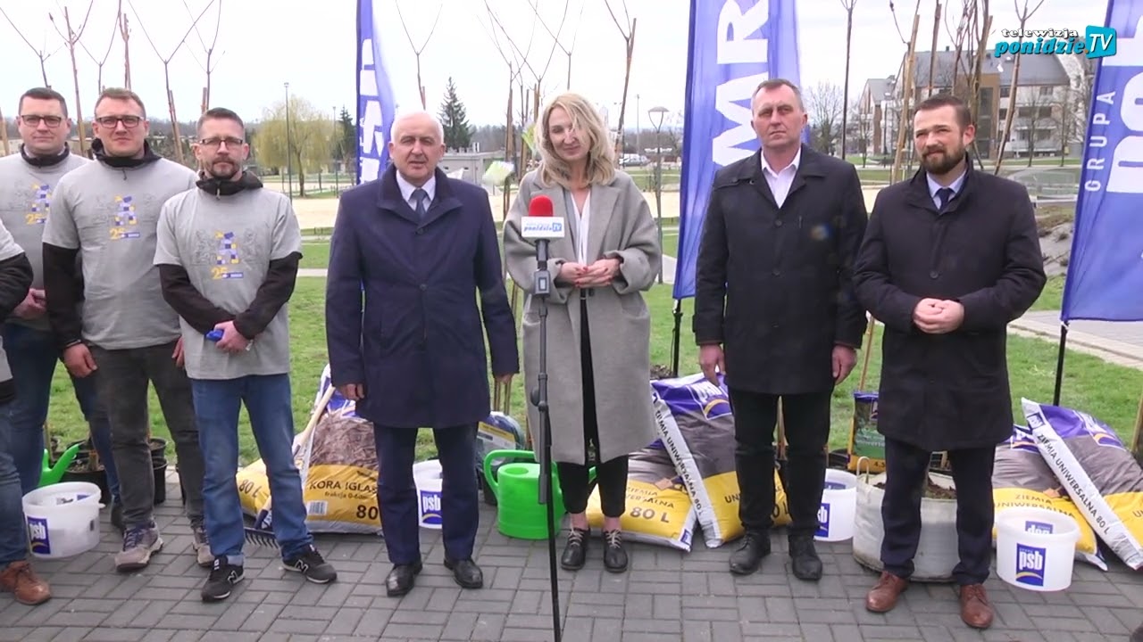 25 000 drzew posadzi w Polsce Grupa PSB Handel S.A.