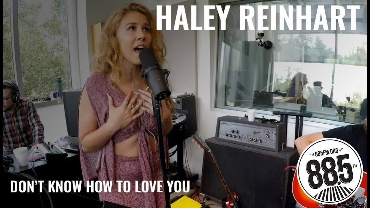 Haley Reinhart || Live @ 885FM || 