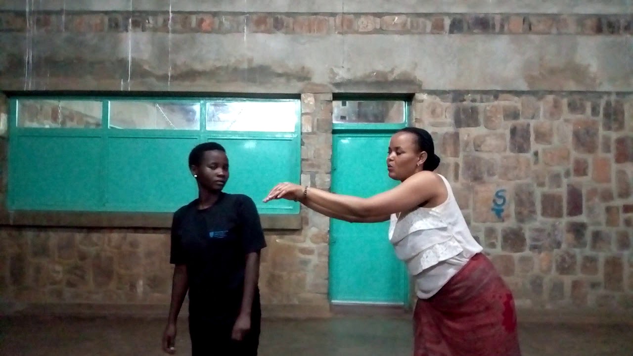 Lesson 3: Some Rwandan Traditional dance basic steps tutorial for beginners on Isizaniro by Thamar