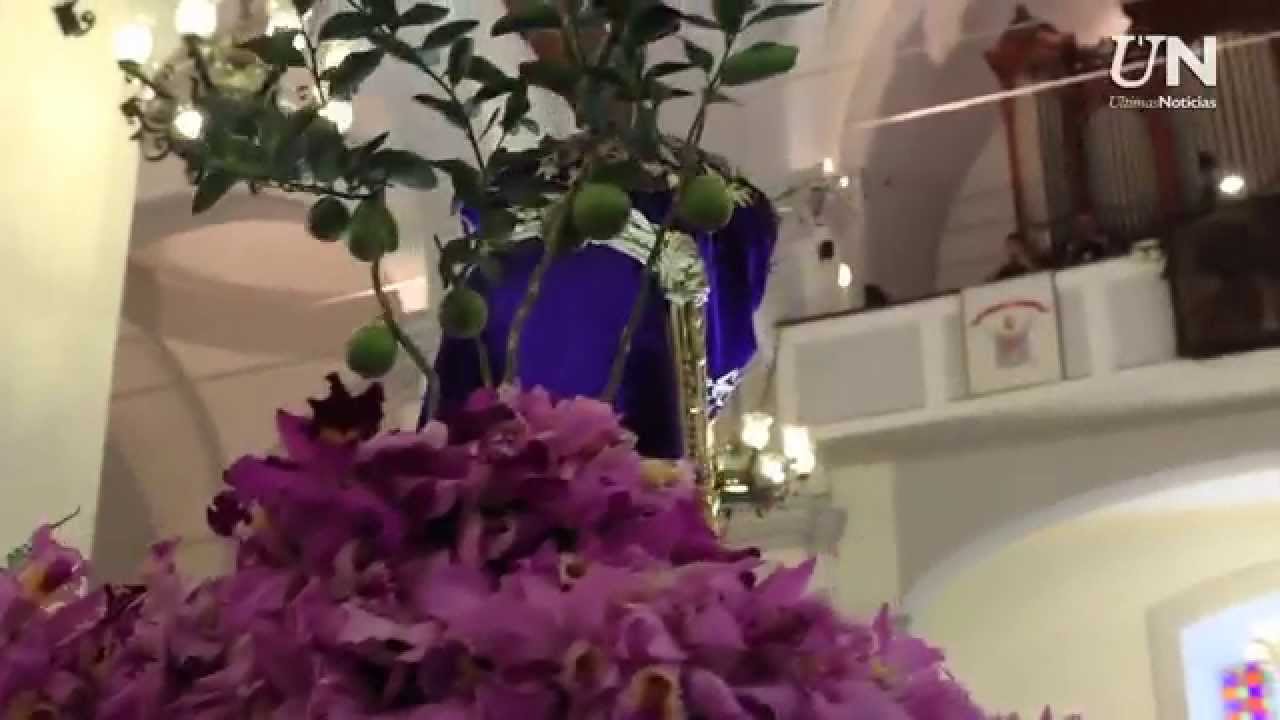 Los feligreses visitaron la basilica de Santa Teresa
