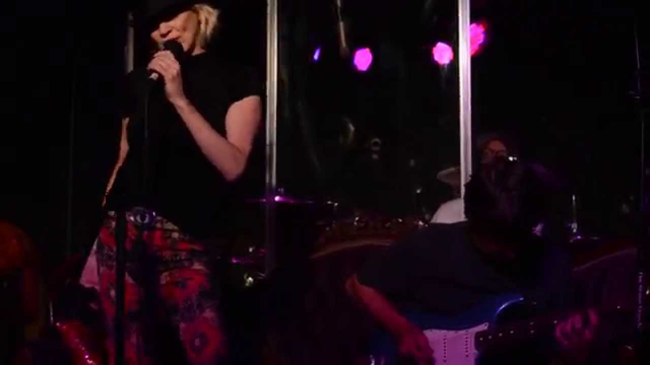 Bekka Bramlett - Bell Bottom Blues (Live Eric Clapton Cover)