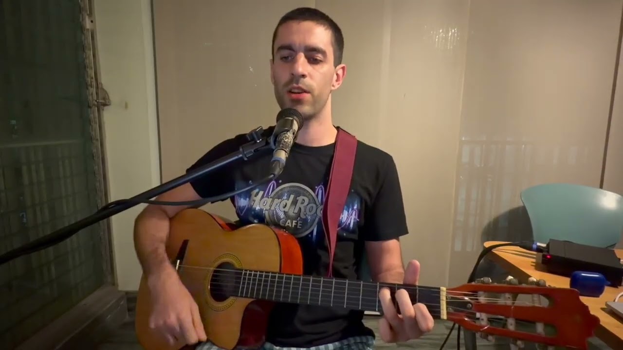 Man On The Moon de R E M en Guitarra Acustica