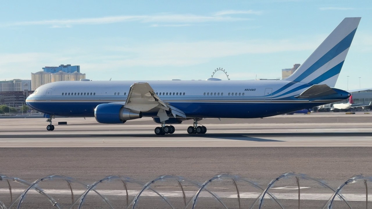 Las Vegas Sands Corporation Boeing 767-3P6(ER) lands at Las Vegas | N804MS
