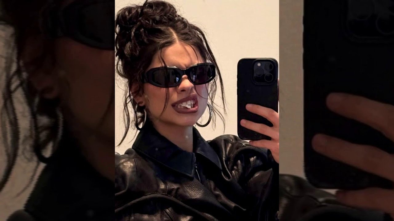 She’s the villain and the fantasy 🃏  baddie playlist