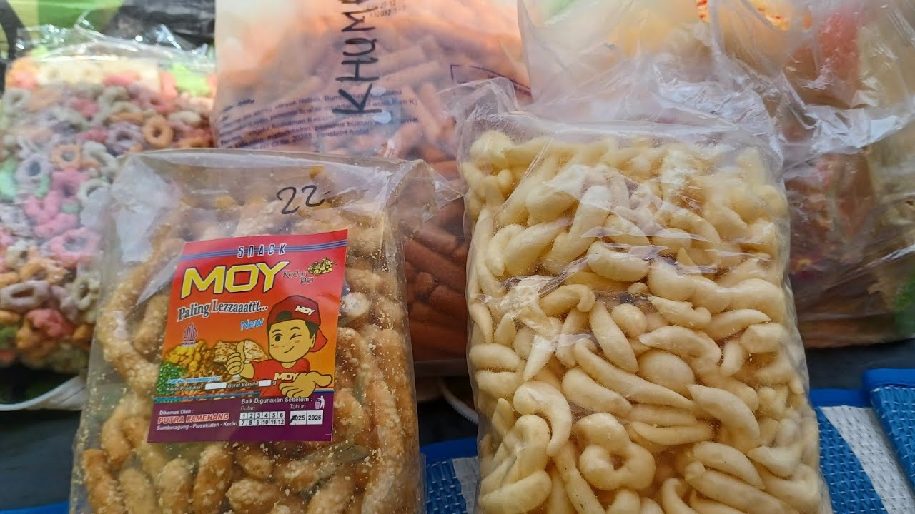 Unboxing jajan  lebaran dan kerupuk paket dari Indonesia guyss ⁉️