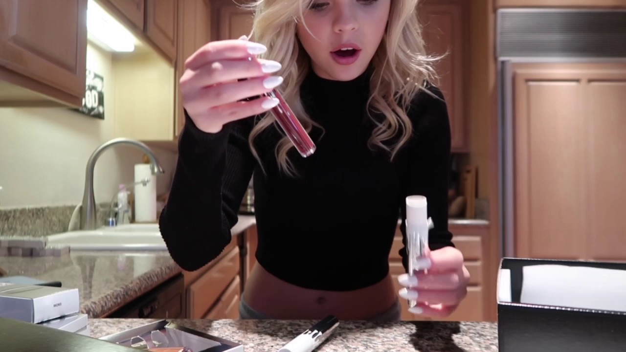 Kylie Cosmetics Collection | Jordyn Jones Vlogmas