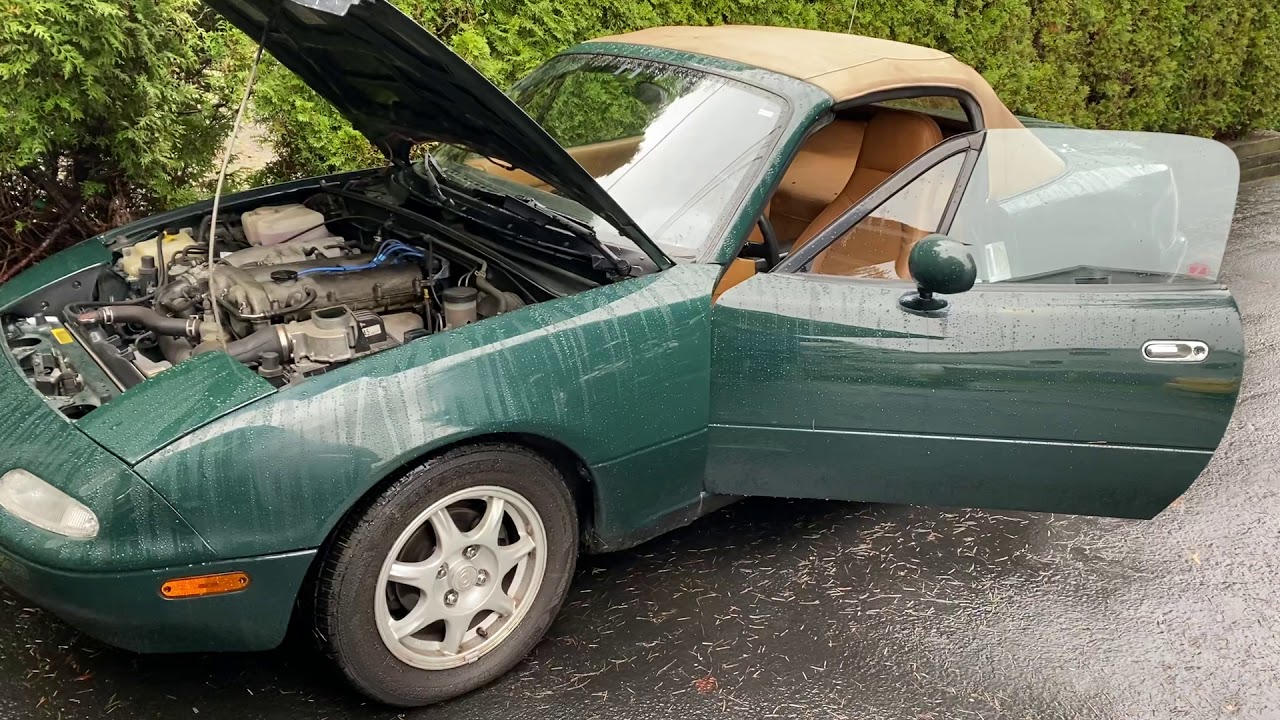 How to check for “Codes” on a 1990-1995 Mazda MX-5 Miata.