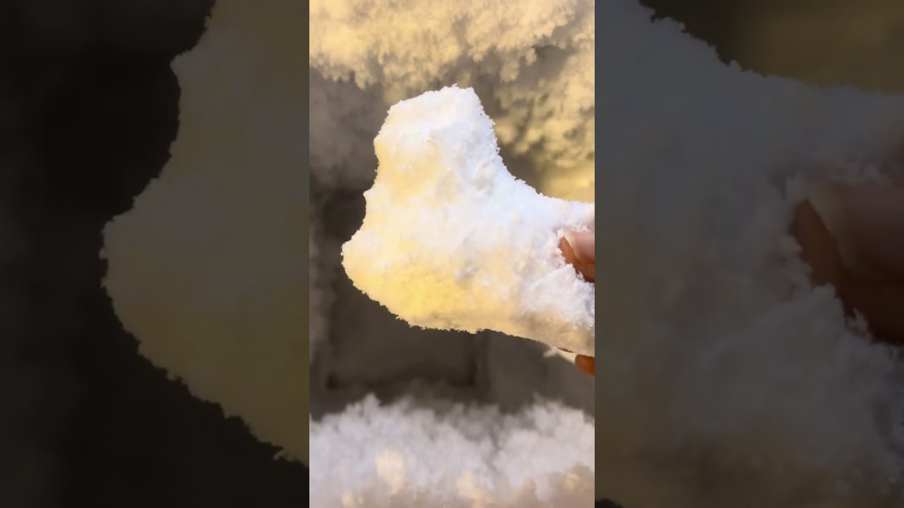 BIG SPOONFULS AND CHUNK #ice#asmrsounds #satisfying #frostbites #oddlysatisfying 
