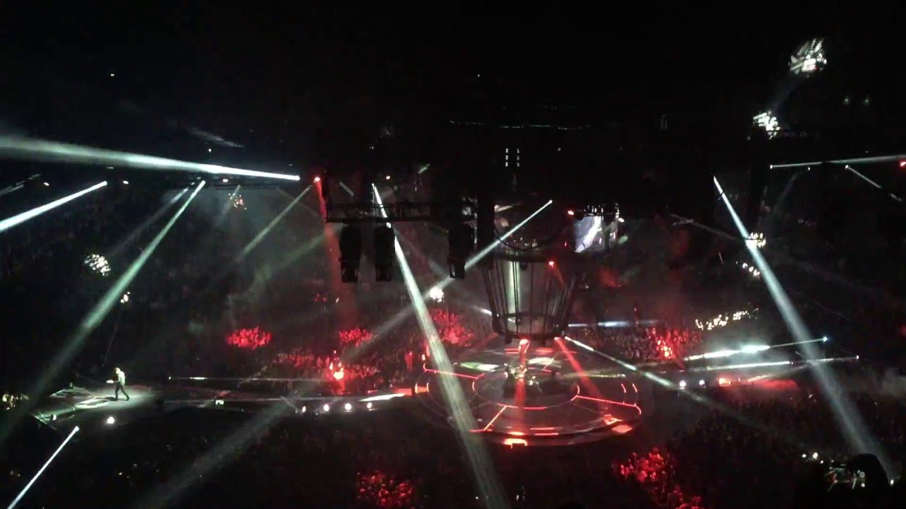 Muse - Knights of Cydonia (Live @ Bercy, Paris - 03 mars 2016)