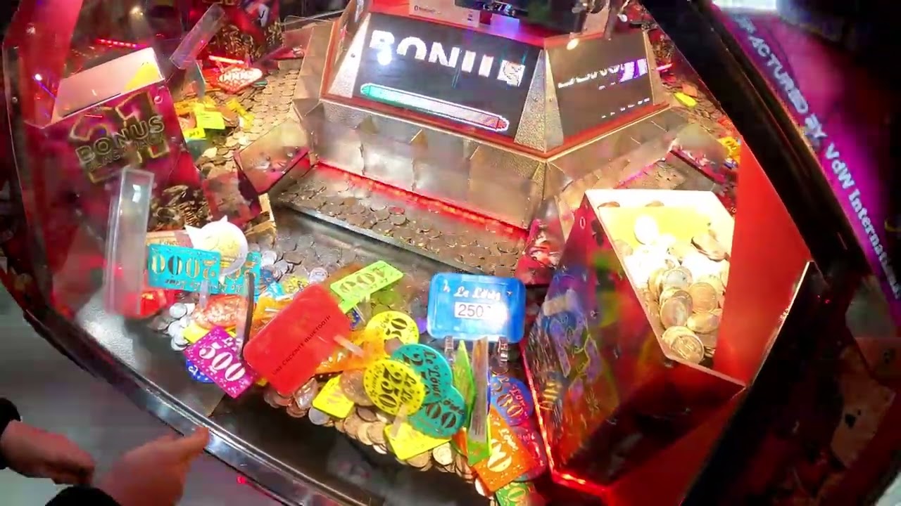 Machine Pousse pieces le lowe à la fête foraine d'hiver à Rennes épisode 3/4 S1
