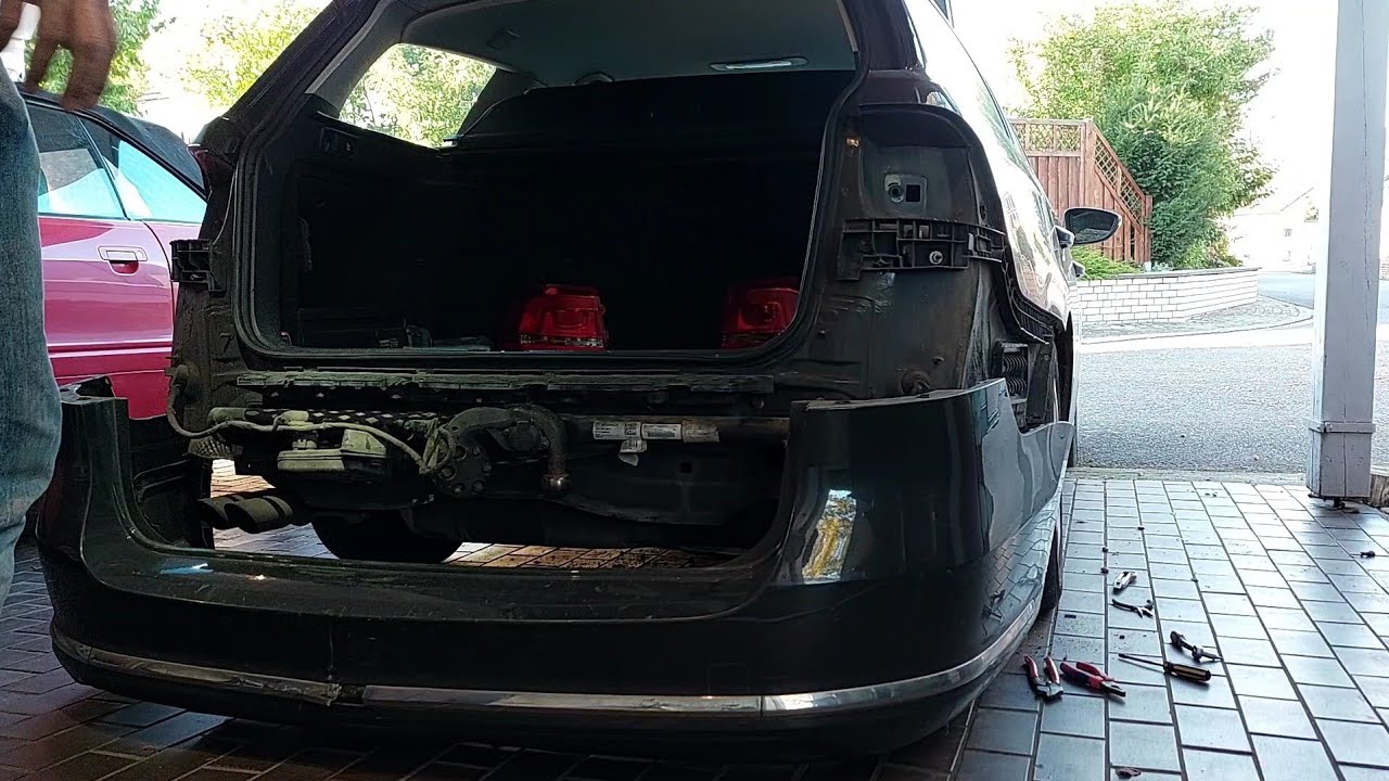 Stoßstange hinten abbauen / demontieren VW Passat 3C B7