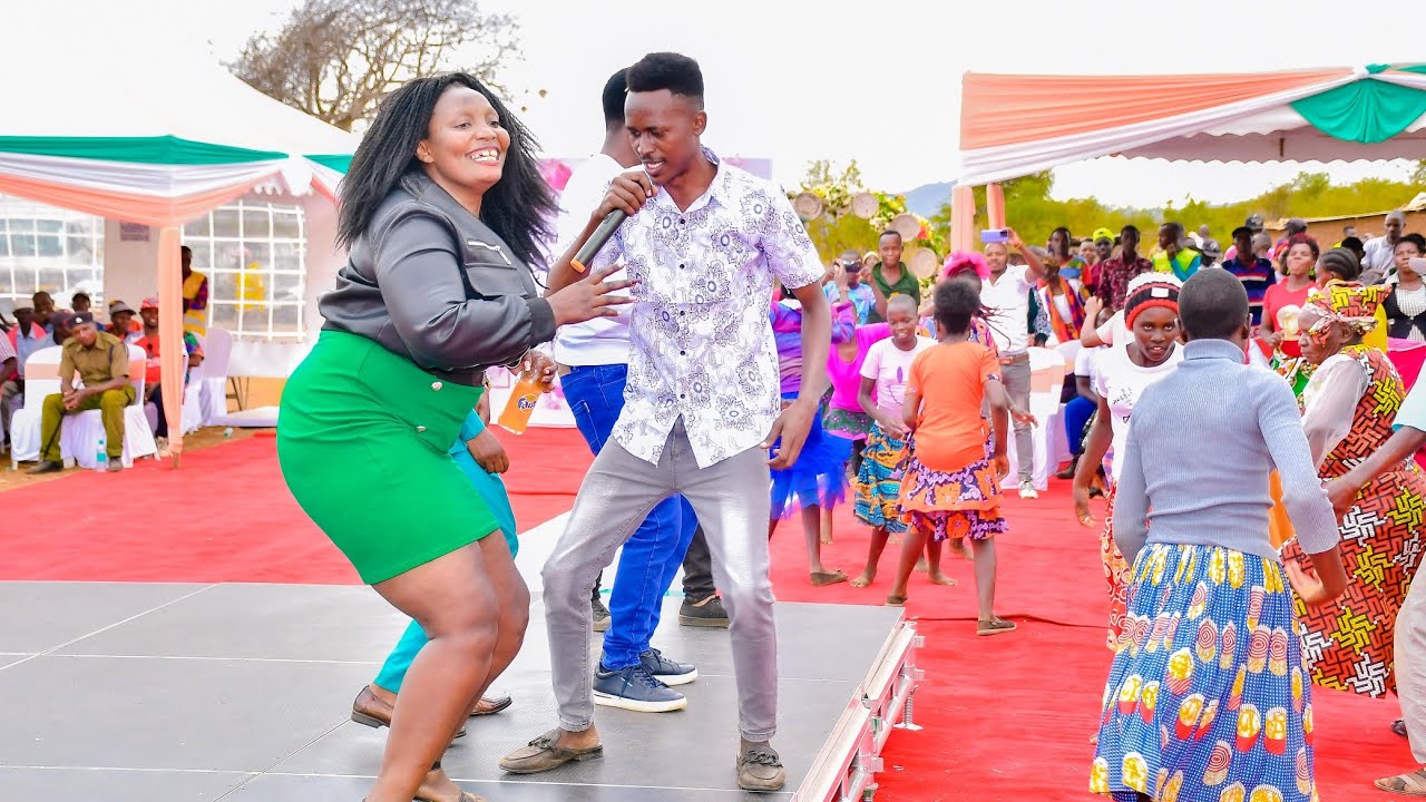 Kambiuni ft Stephen Kasolo ft MeshackMwaki_-_ Hodi Hodi Ngo Ngo 