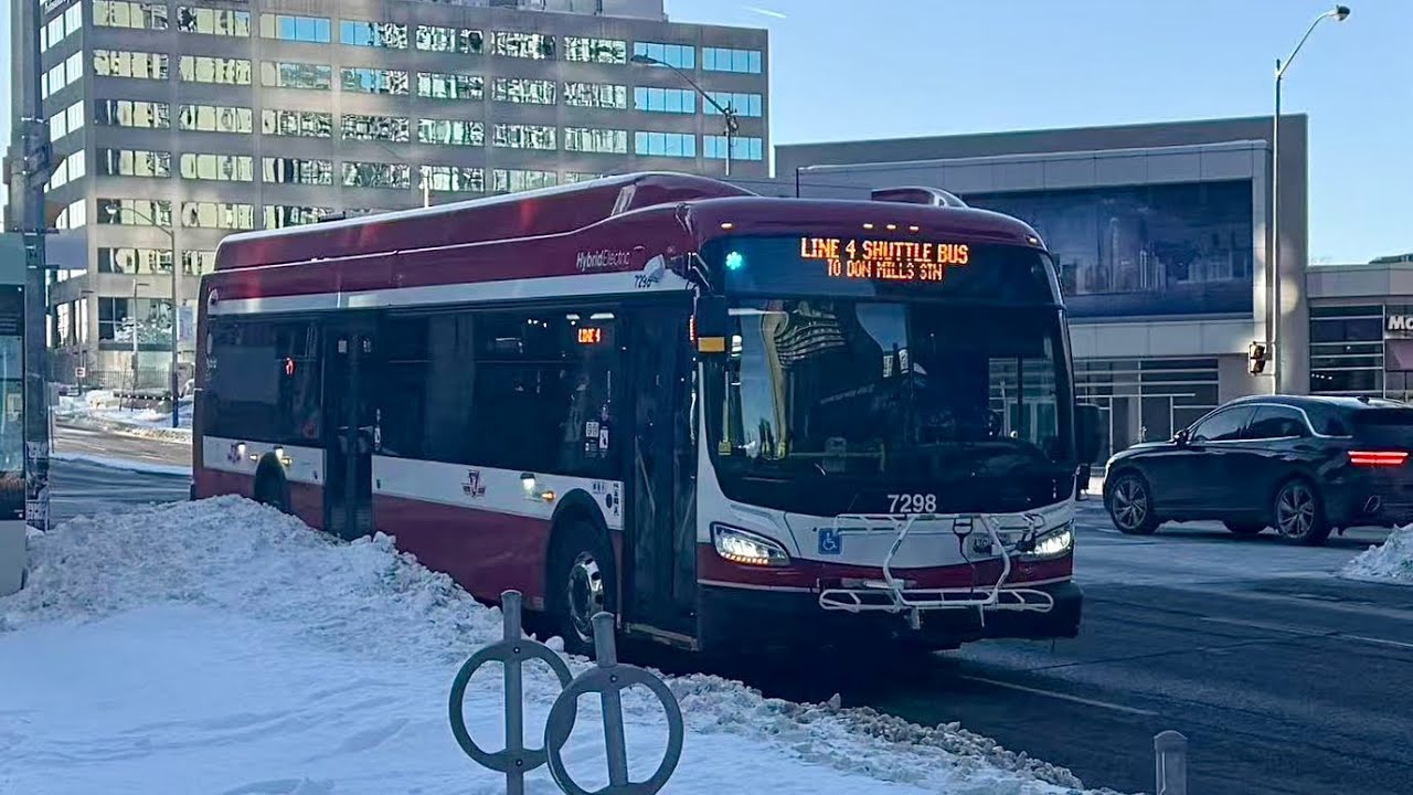 Toronto Line 4 has been closed??! Line 4 Shuttle Bus Ride - Front View