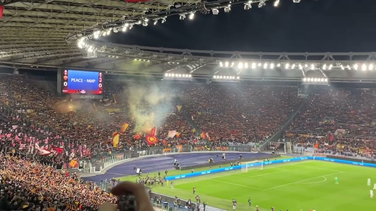 Roma-Milan 2-1 coreografia per Antonio De Falchi