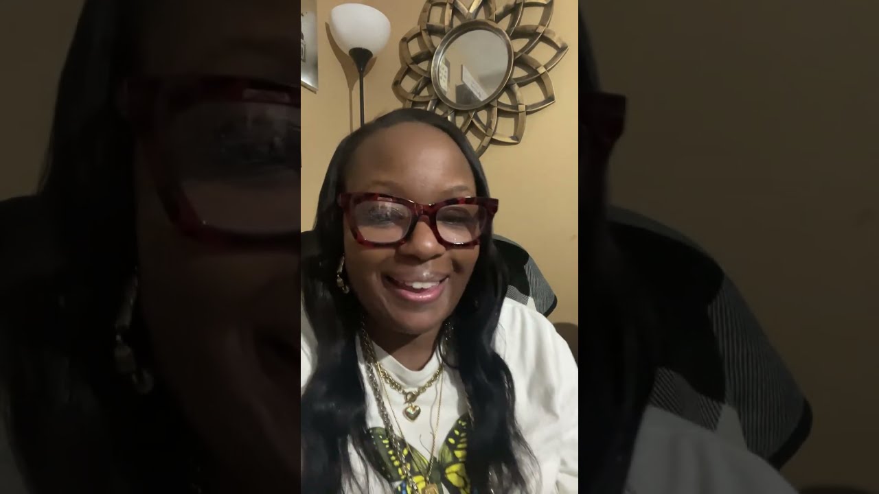 Life Queen (let's talk about it) is live!