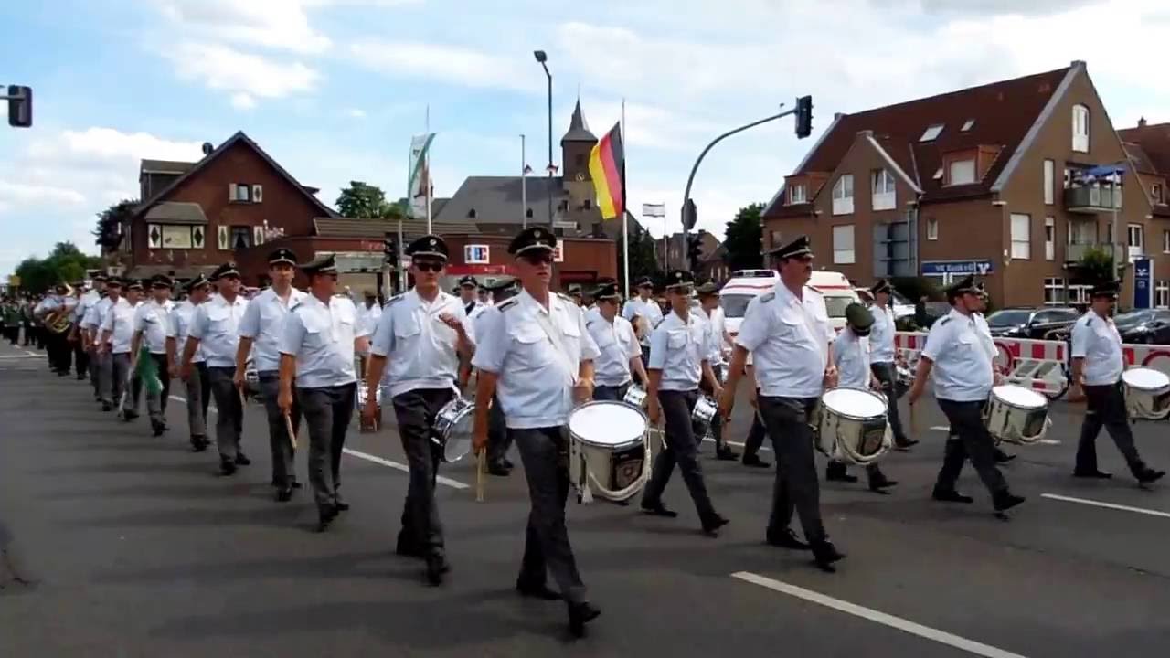 Schützenfest Nievenheim Ückerath So. 10.07.2016, Teil 2 Festzug (Anfang nicht komplett)