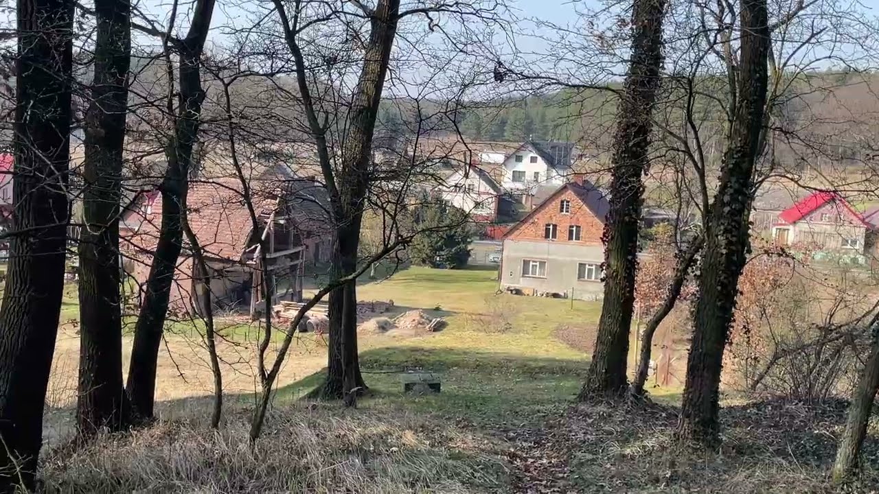 OPRAWCA WIĘZIŁ GWAŁCIŁ MŁODĄ KOBIETĘ W GAIKACH NA DOLNYM ŚLASKU DRAMAT TRWAŁ 4 LATA OKIEM PODR&Oacute;ŻNIKA