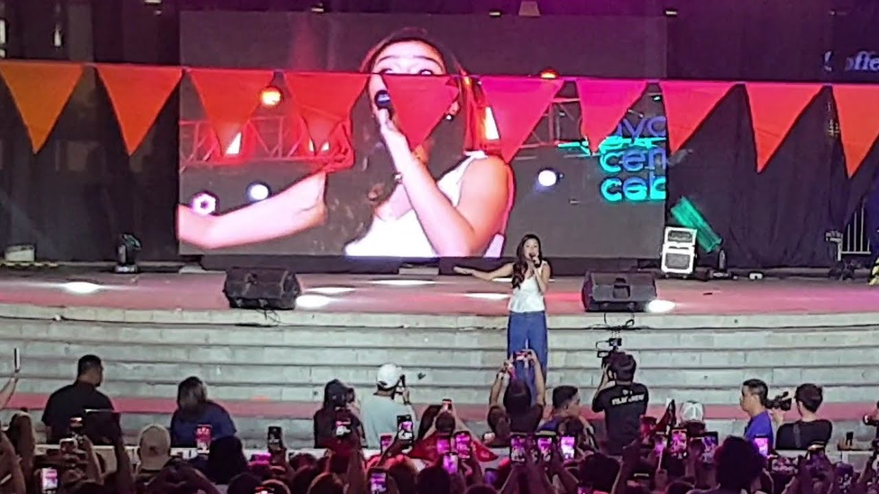 BELLE MARIANO Performs 