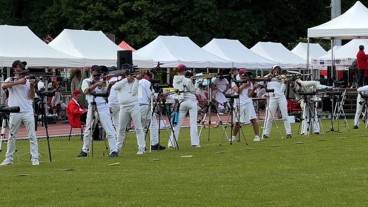Armez… tirez ! On a suivi les championnats de France d’arbalète