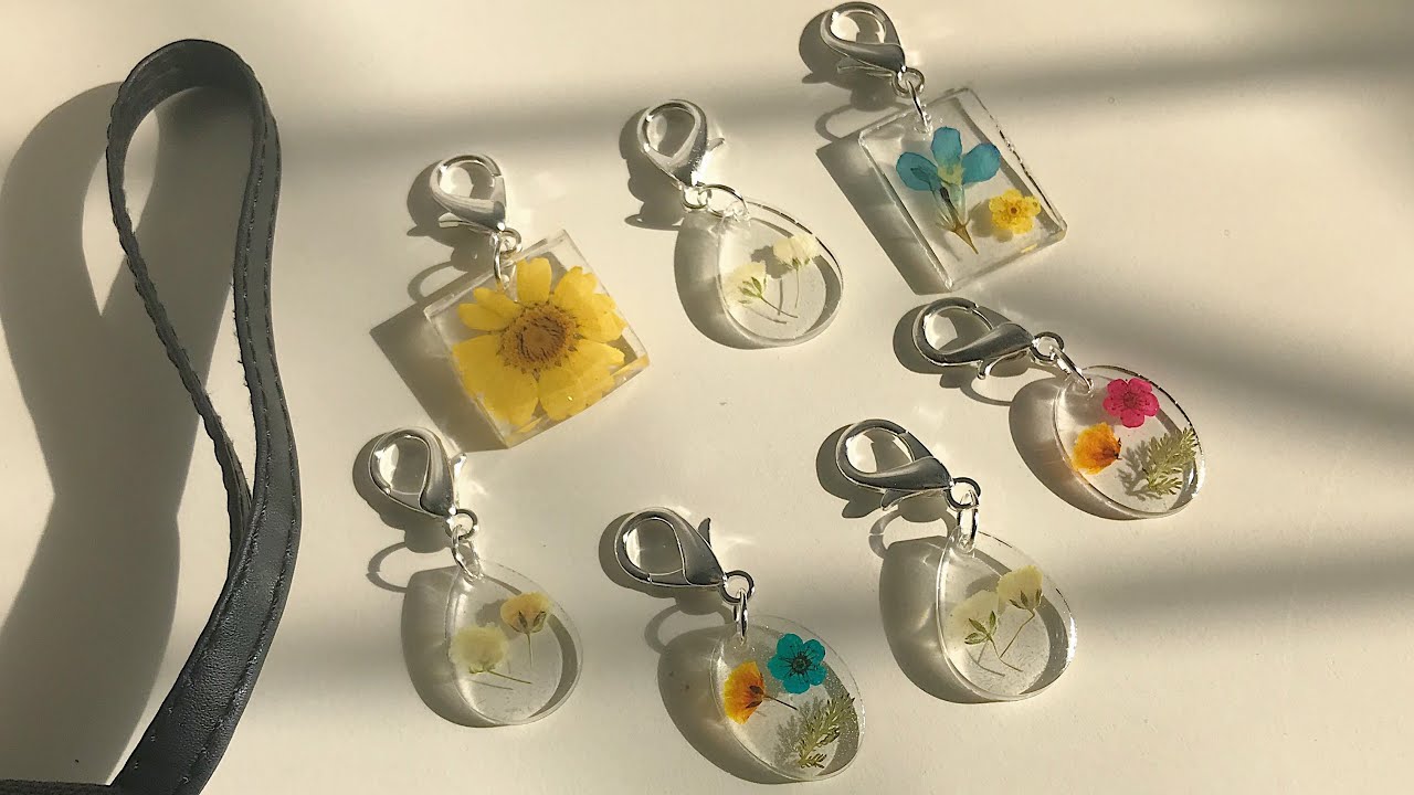 How to - พวงกุญแจเรซิ่นตกแต่งด้วยดอกไม้แห้ง (resin keyring, DIY, handmade)