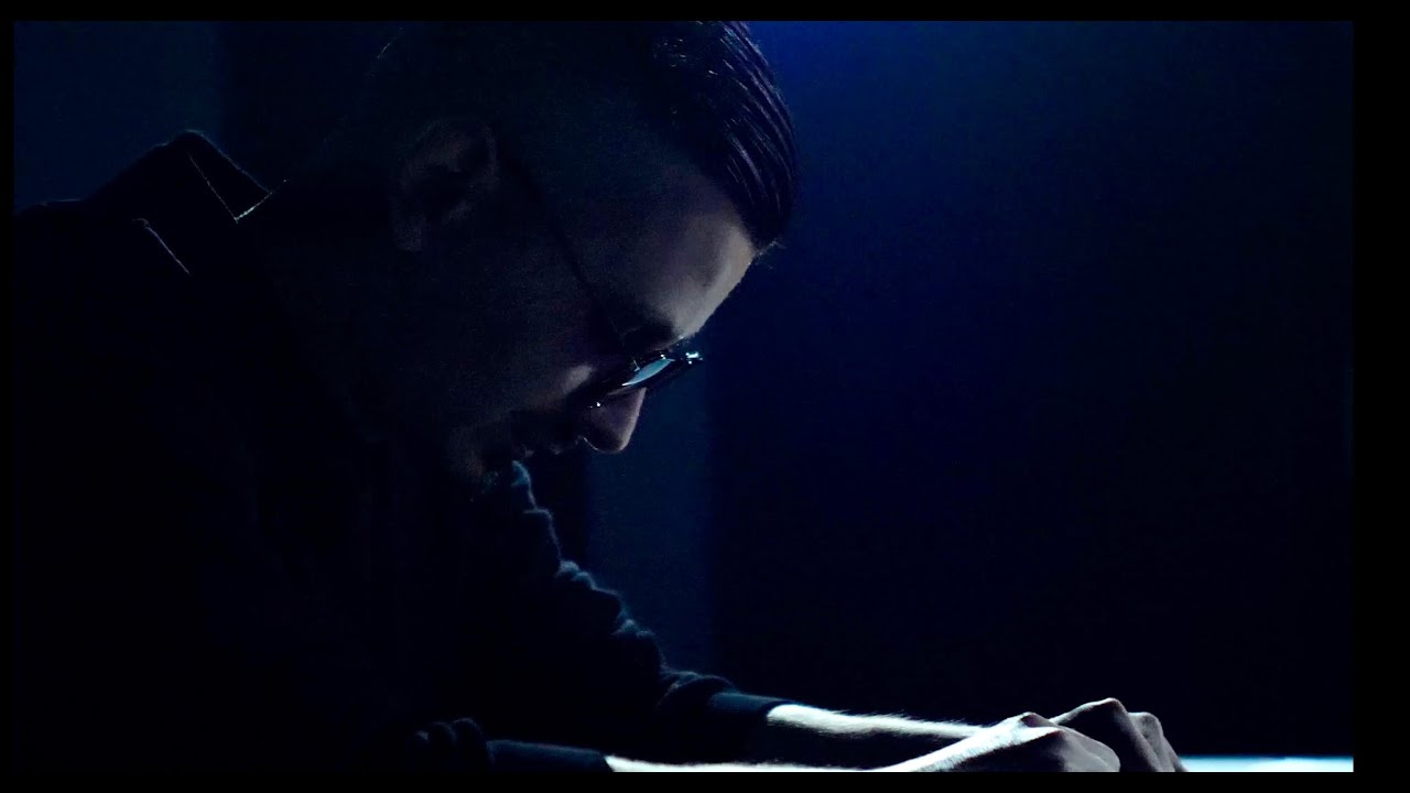 Dinastia 18 - Mic Check ft Las Walker & Akrepi