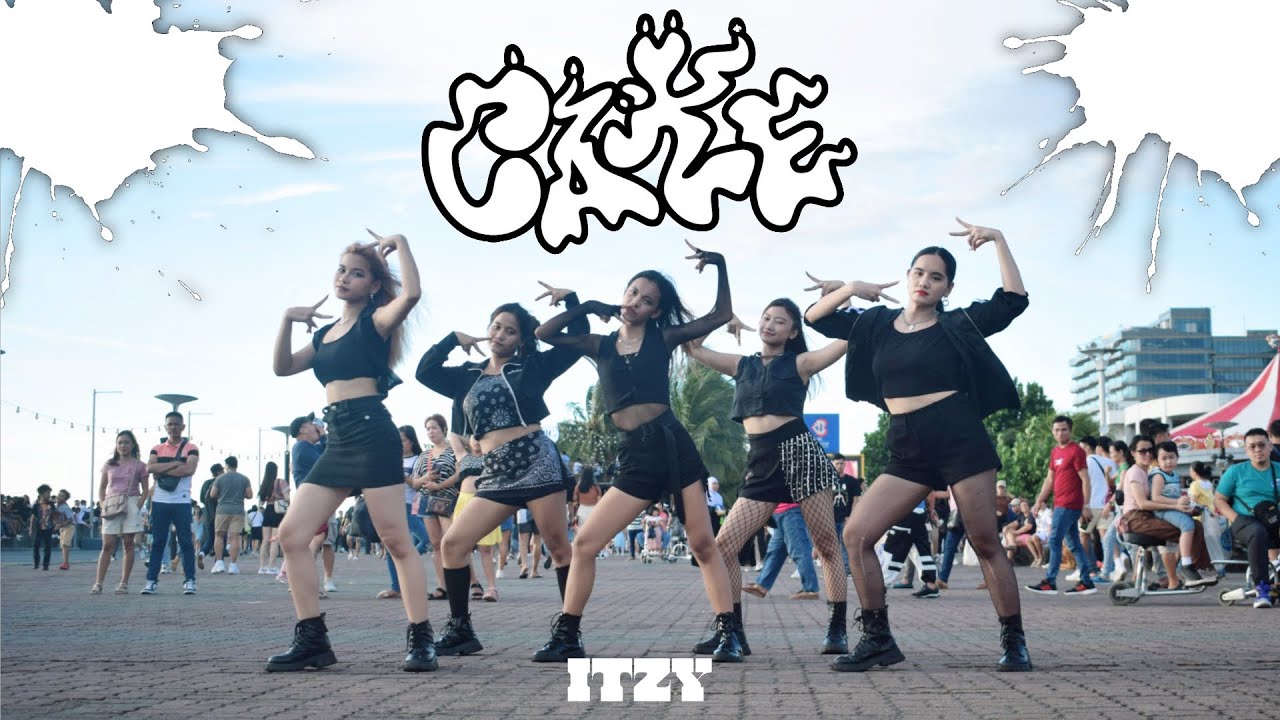 [KPOP IN PUBLIC | ONE TAKE] ITZY 