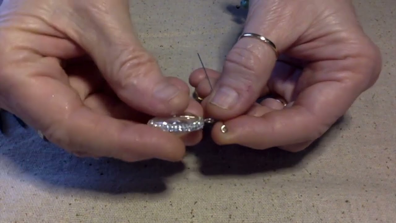 Making a Beaded Zipper Pull/Blythe Eye Pull Charm