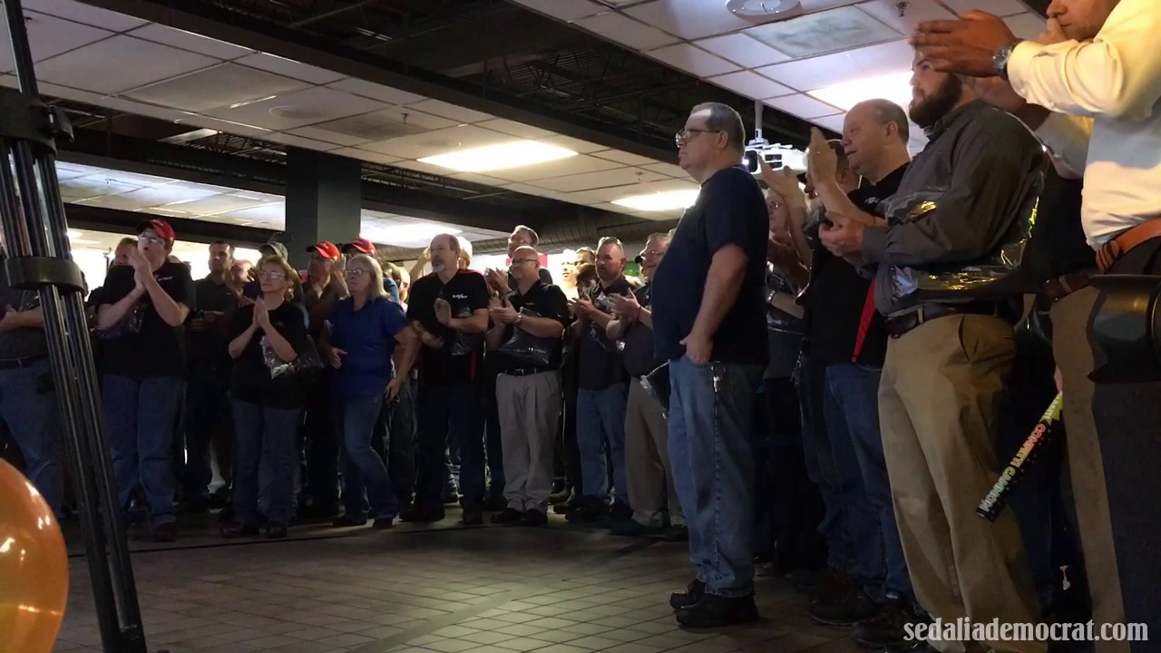 Gardner Denver in Sedalia celebrates company's IPO