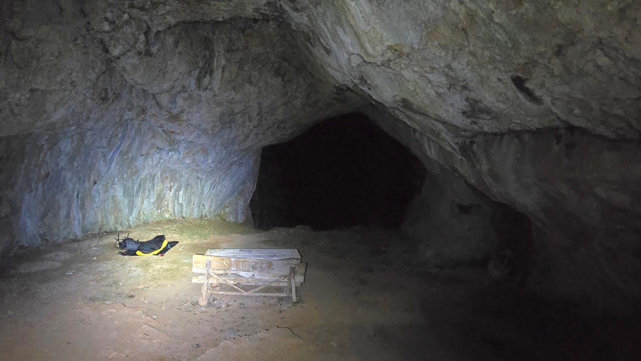 Übernachtung in der Herrengrotte