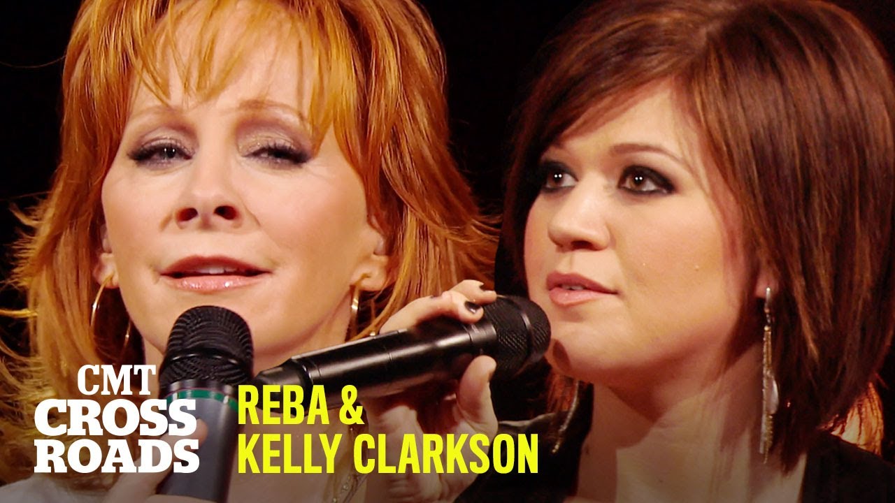 Reba & Kelly Clarkson Perform 