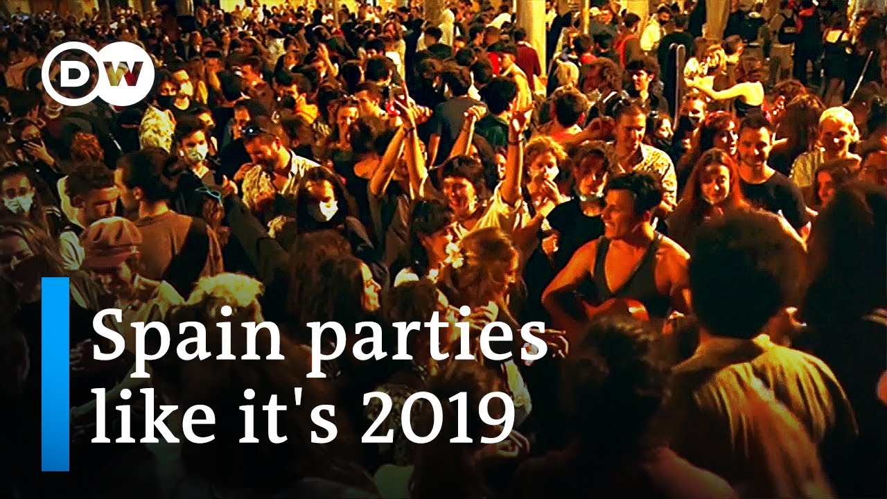 Spain lets loose as COVID curfew and travel ban are lifted | DW News