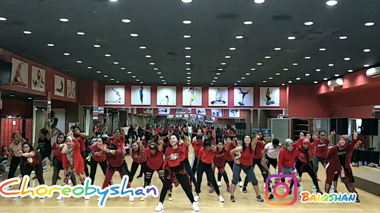 TERDIAM DALAM SEPI ZUMBA DANGDUT #tiktok#naziamarwiana#dance#remix