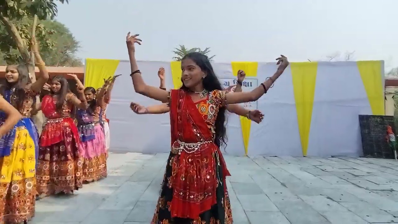 વાગ્યો રે ઢોલ ... Vagyo re dhol... Garbo