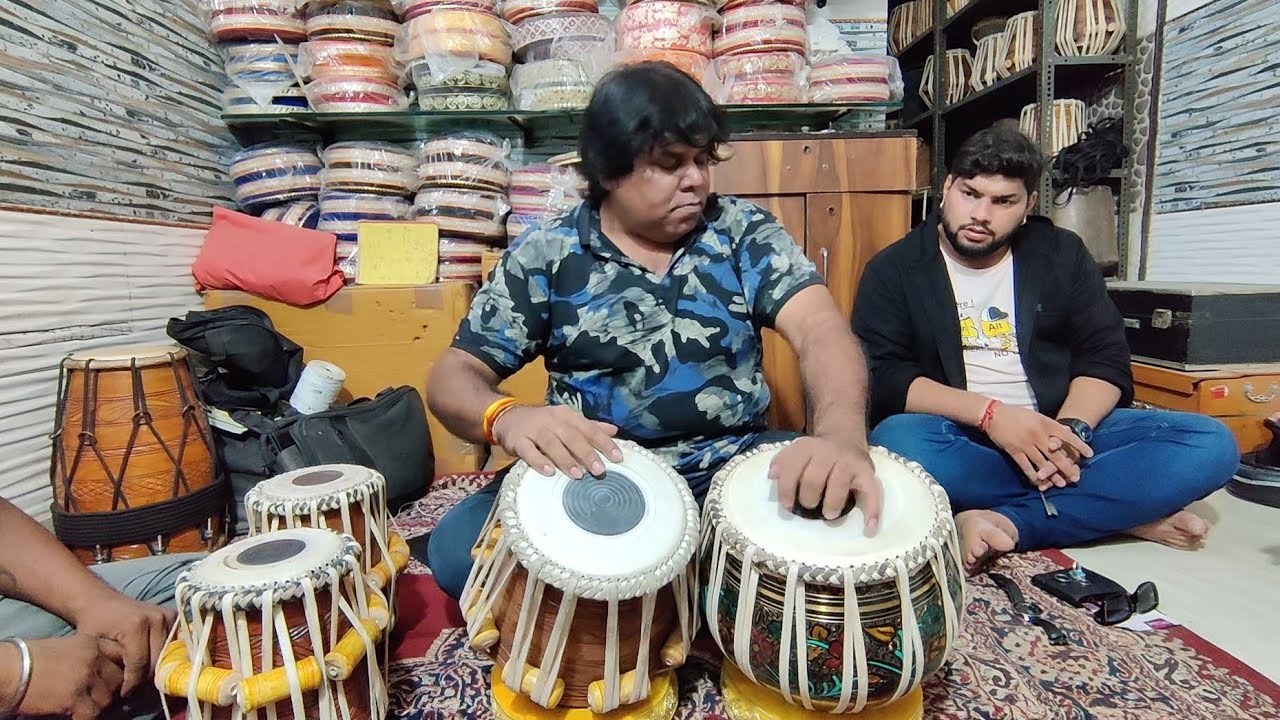 | Legend Dholak Player Ustad Navin Sharma Ji | At Jonty Musical Kendra | Playing Tabla |