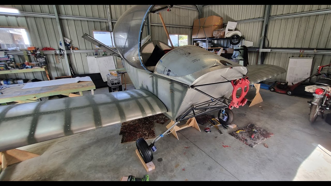 Sonex Waiex B, part 57-Rigging the wings onto the Sonex