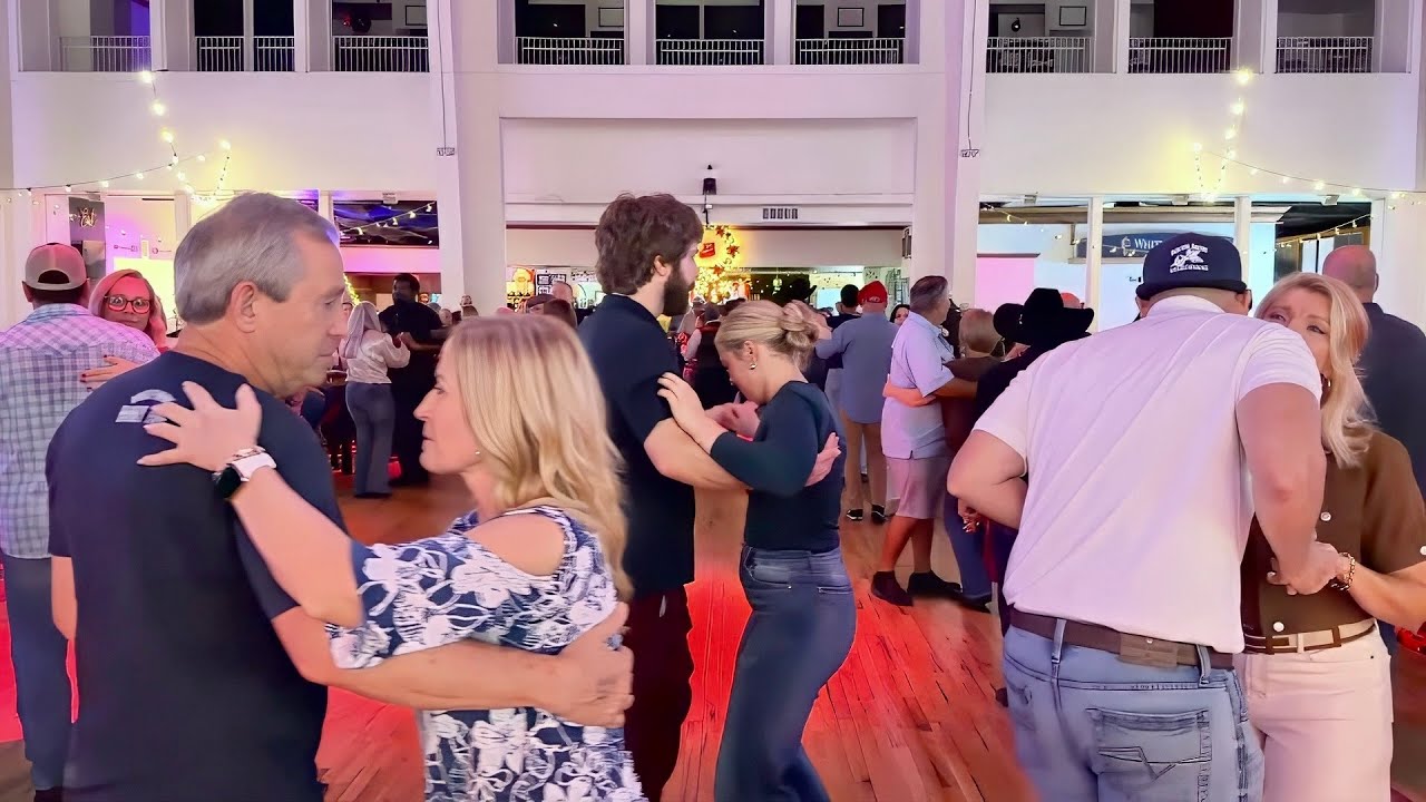 Second Waltz to Geno Delafose at Rock 'n'Bowl on 12/07/25