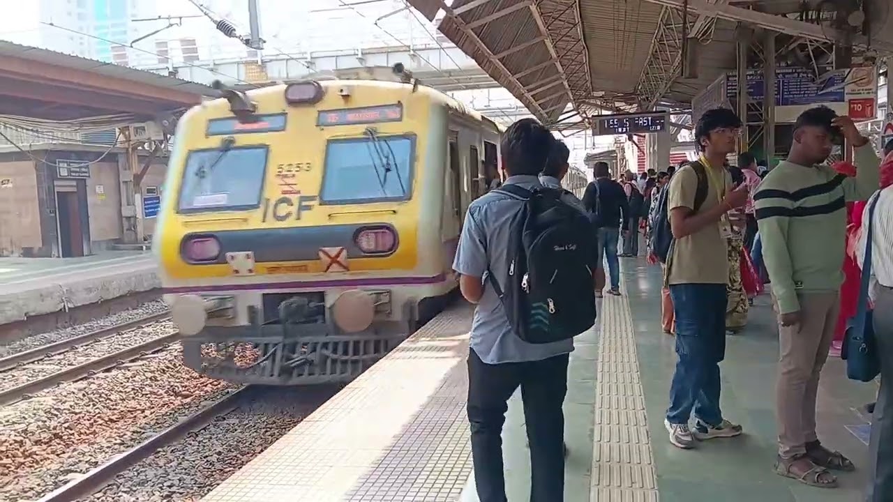 Kanjur Marg station taken view 