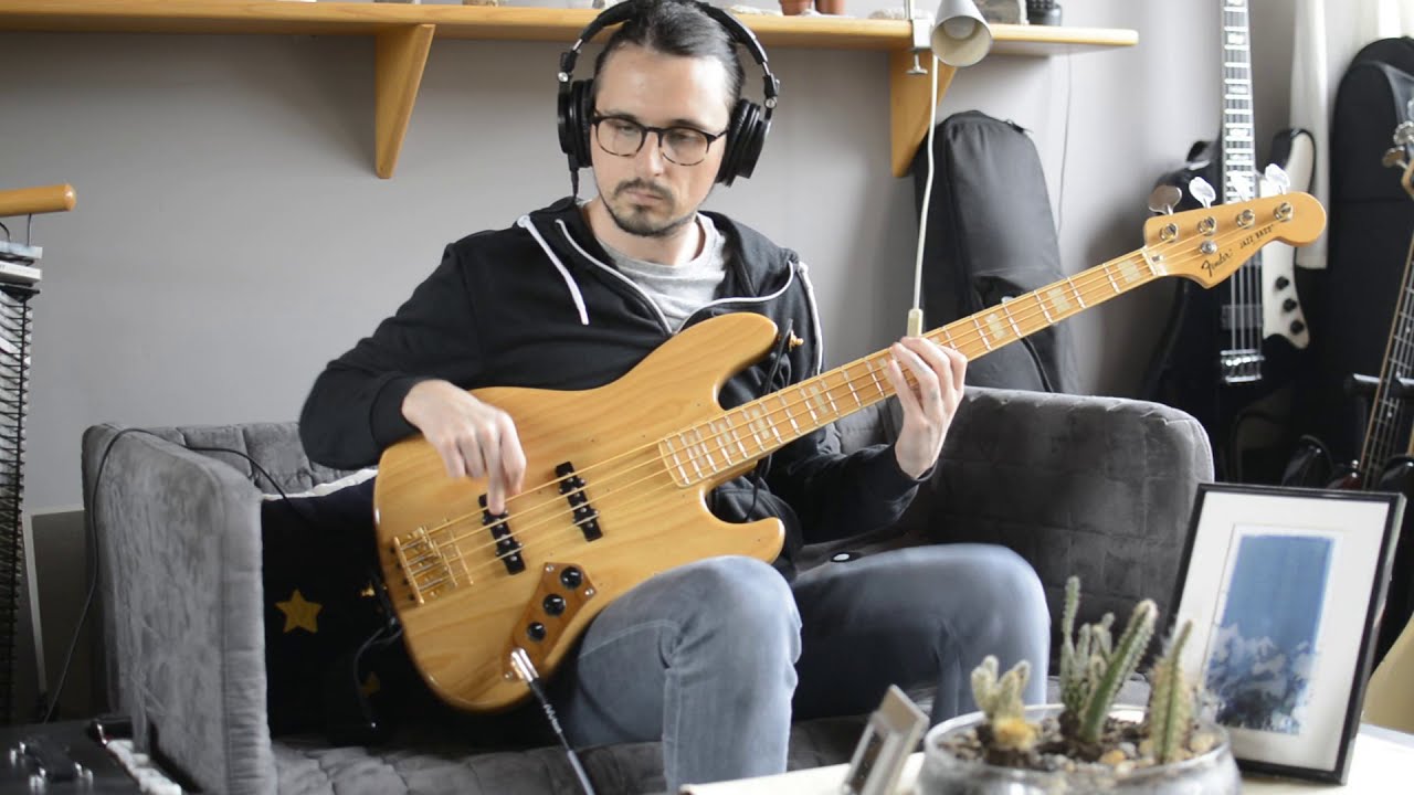 Négy jazz bass összehasonlítása / Comparison of four Jazz Basses (modern vs. classic)