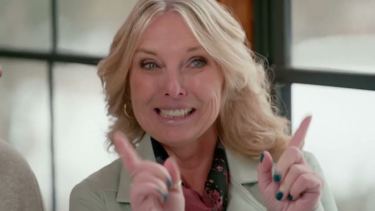 Vacation House Rules Season 6 Episode 5 The Clubhouse Carrie and Martin