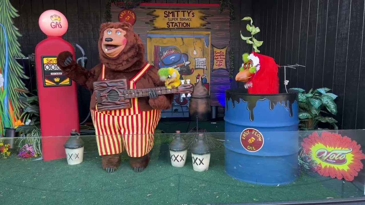 Life Is A Highway | The Rock-afire Explosion | Volo Museum