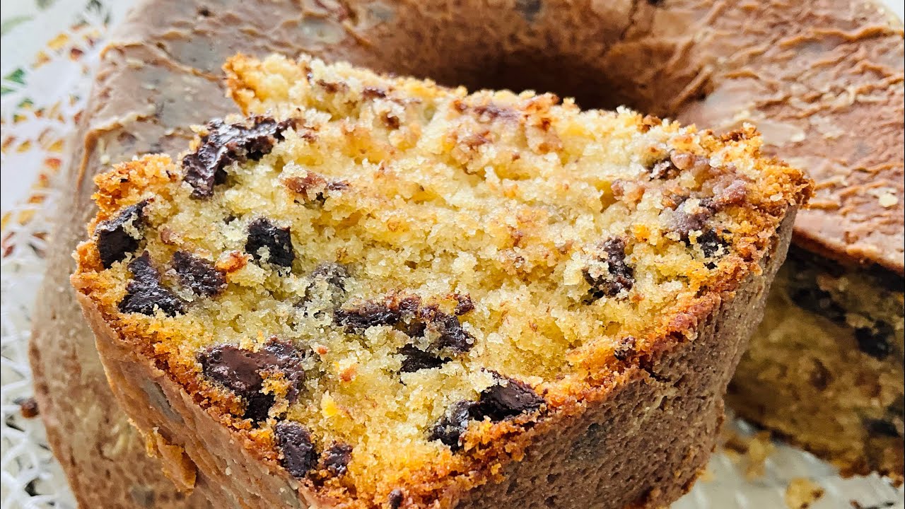 Este Bolo de Banana &eacute; de Comer e chorar por Mais &hellip;Banana Cake