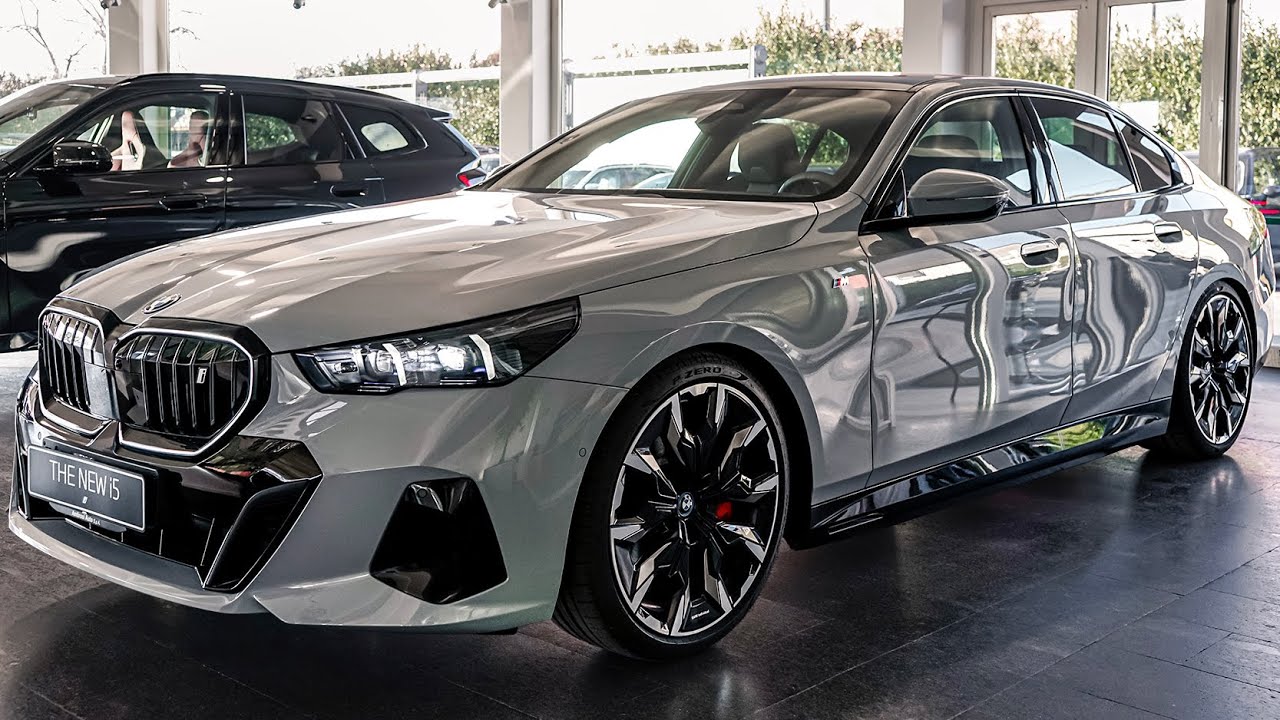 NEW BMW 5 Series (2024) - Interior and Exterior Walkaround